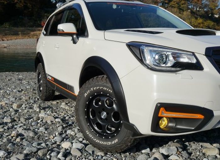 Modifikasi Subaru Forester ditopang pelek BloodStock 1Piece MB ukuran 16x7 inci