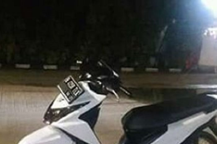 Honda BeAT pakai ban cacing, minta tolong malah dihujat.