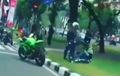 Biker Ngebut di Kawasan Istana Negara, Tertangkap, Kepala Ditendang Petugas