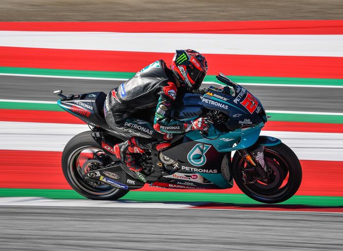 Fabio Quartararo menunggangi Yamaha YZR-M1 di MotoGP 2020