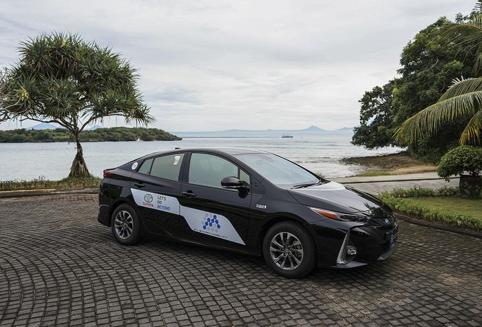 Prius PHEV, salah satu line-up Toyota di project EV Smart Mobility
