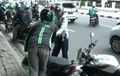 Kocar-kacir... Puluhan Driver Ojek Online Mangkal Ditindak, Bikin Penumpang Histeris