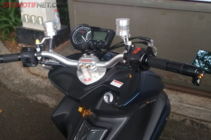 Setang fatbar di Aerox 155 VVA