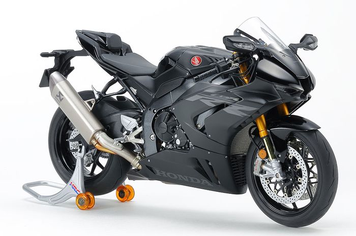 OtoToys Tamiya Honda CBR1000RR-R