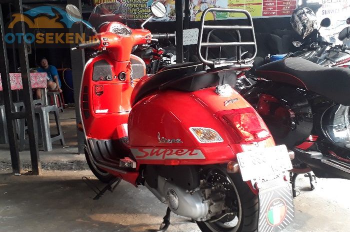 Vespa GTS 150