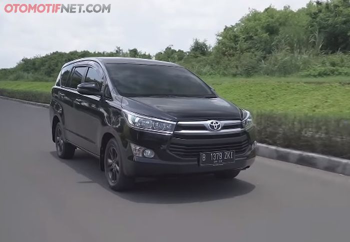 Innova Reborn diesel bermesin 2GD-FTV