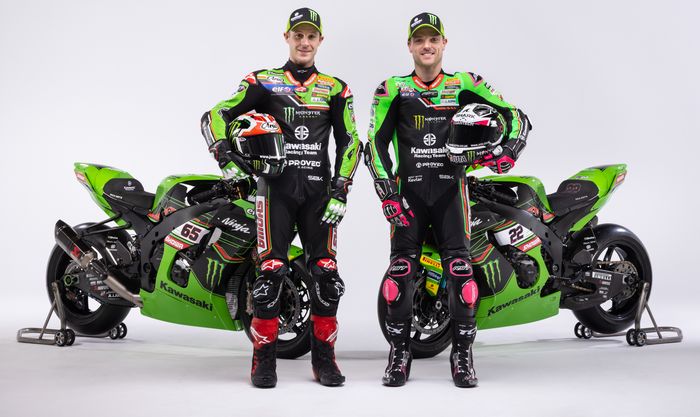 Jonathan Rea dan Alex Lowes masih menjadi andalan tim Kawasaki di WorldSBK 2023