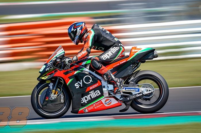 Bradley Smith mengaku mengalami kemajuan saat tes bersama tim Aprilia di sikuit Misano