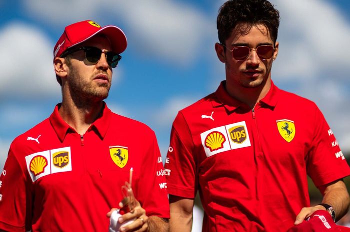 Charles Leclerc memberikan salam perpisahan usai Sebastian Vettel memilih untuk tidak memperpanjang kontraknya di Ferrari