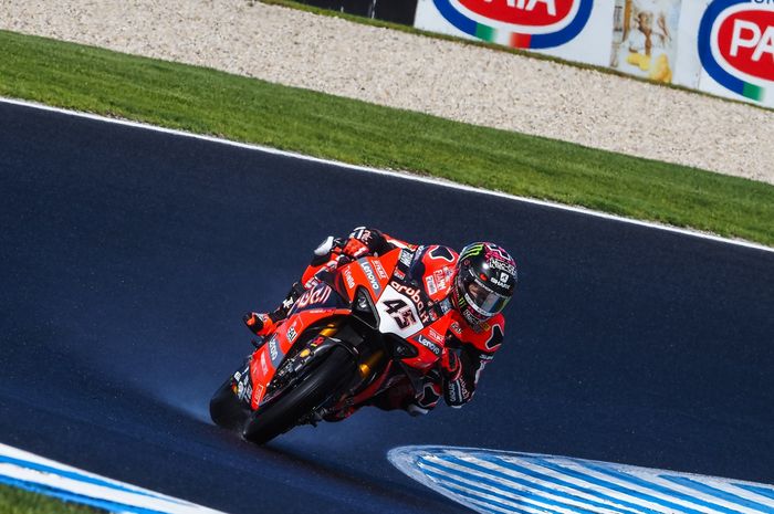 Berlangsung dalam kondisi basah, Scott Redding menjadi yang tercepat, sementara Alvaro Bautista tercecer di sesi FP1 WorldSBK Australia 2020