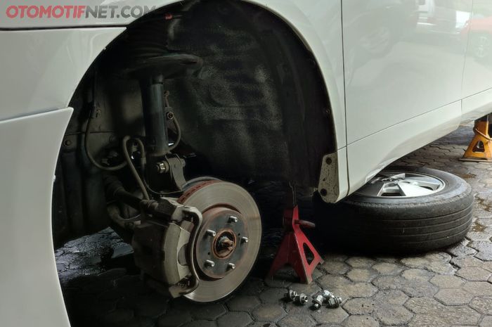 Penggantian kampas rem