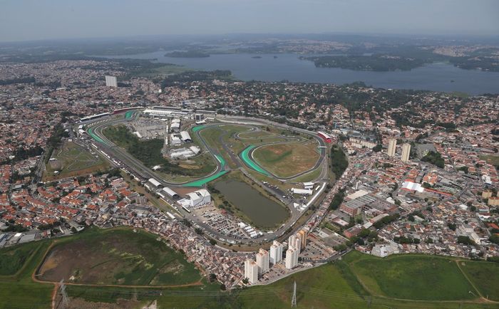 Sirkuit Interlagos tempat digelarnya GP F1 Brasil dan suasana kota Sao Paulo