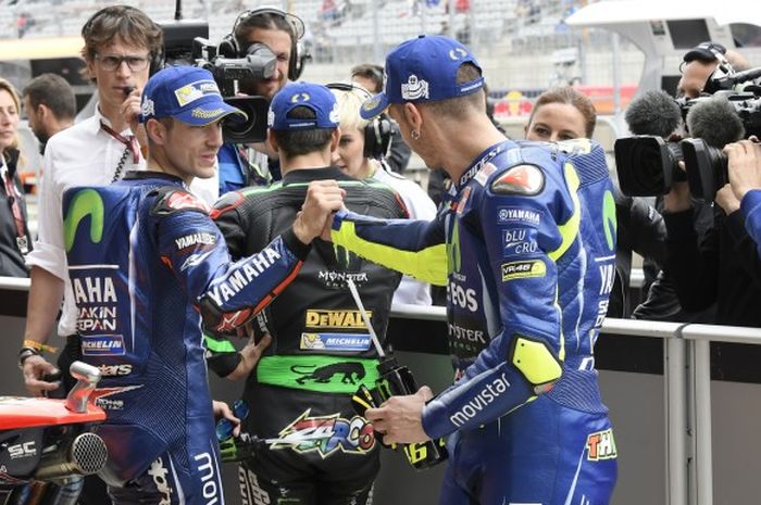 Maverick Vinales dan Valentino Rossi pada MotoGP Amerika 2017