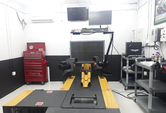 Ruang dyno test Greentech Plaza