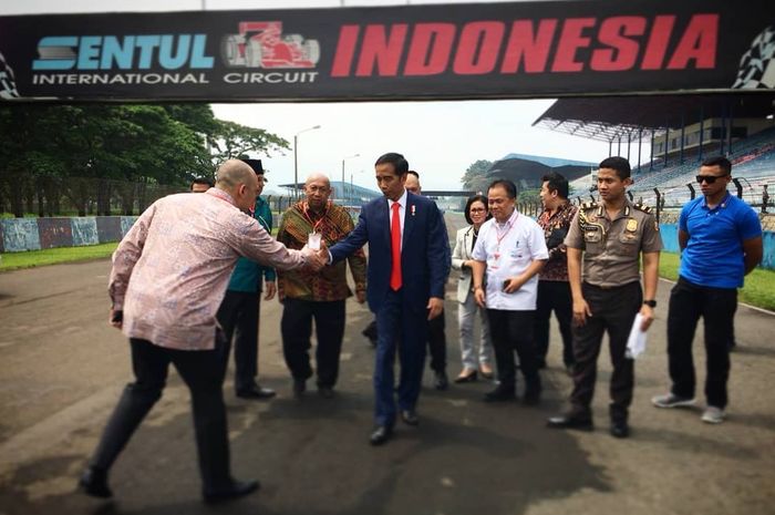 Presiden Joko Widodo satroni sirkuit Sentul tantang gelar MotoGP 2021