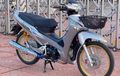 Honda Supra X 125 Dimanja Part Mewah, Kaki-kaki Beraksen Emas