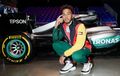 Lewis Hamilton Bawa Sponsor, Kontraknya Diperpanjang Tim F1 Mercedes?