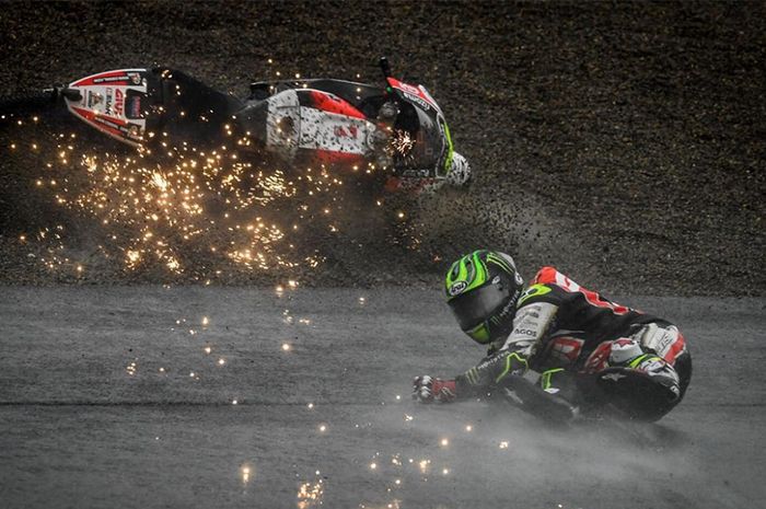 Cal Crutchlow crash di MotoGP Jepang 2017 lalu