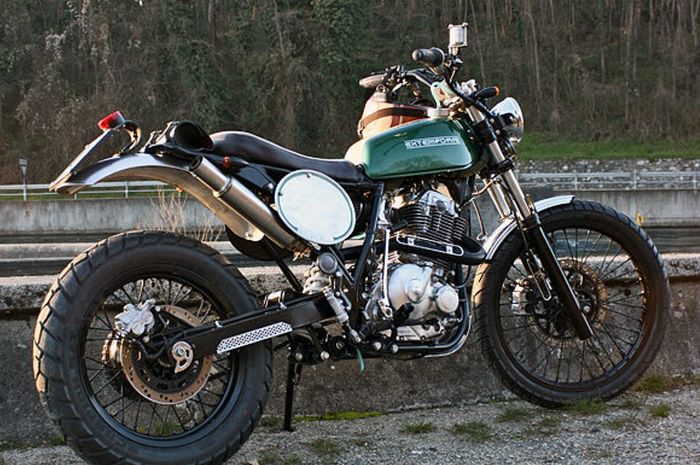 Suzuki DR650 custom vintage scrambler dari Extemporae
