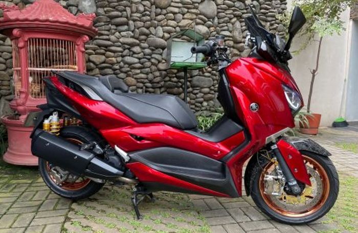 Yamaha XMAX upgrade kaki-kaki sokbreker Ohlins plus rem Hel