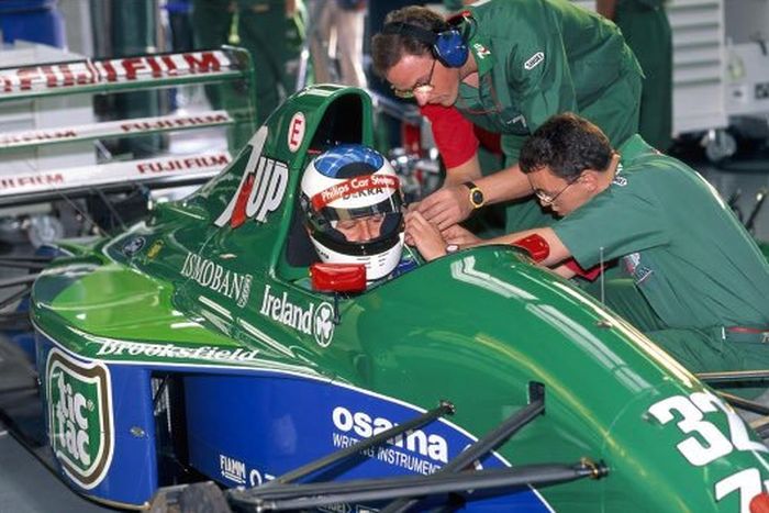 Michael Schumacher pada penamplan perdananya di balap F1 tahun 1991 di sirkuit Spa-Francorchamps, Belgia