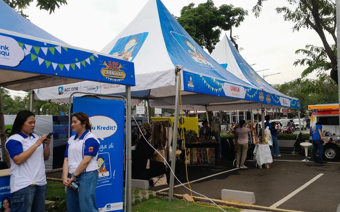 Pameran ini juga menampilkan produk UMKM binaan ACC dari Bekasi, seperti Edith House dan Jati Ecoprint yang mengusung produk eco printing, serta Kumiko Etnik dengan kerajinan macrame