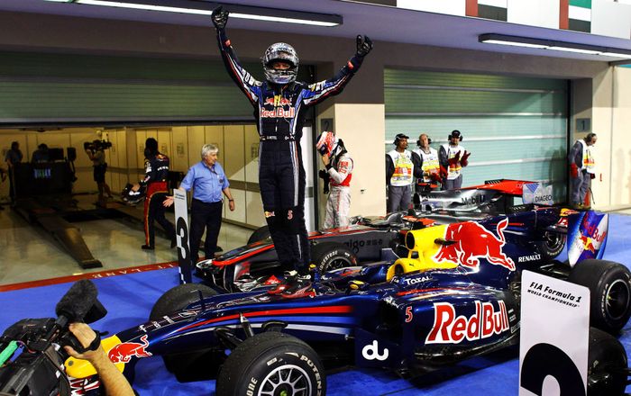 Mobil Red Bull RB6 yang diberi nama Luscious Liz, Randy Mandy  ini membawa Sebastian Vettel pertama kali juara dunia, pada tahun 2010