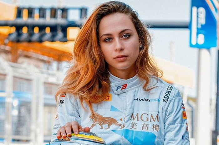 Sofia Floersch enggak mengkritik ajakan bergabung ke tim Ferrari