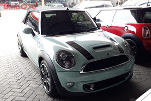 Ini Mini Cooper Milik Gading Marten Dan Gisel Yang Dijual Tertarik Gridoto Com