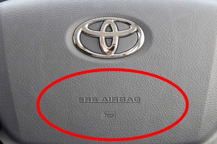 Tulisan SRS Airbag di mobil sering dilihat, tapi ada yang belum tahu artinya, ini penjelasan bengkel resmi