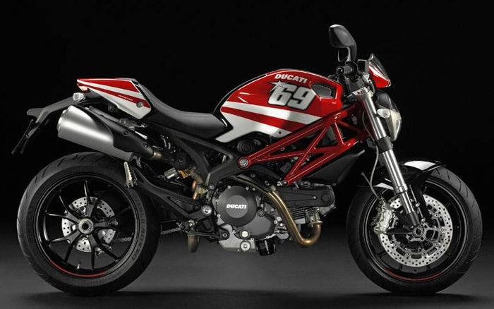 Ducati Monster 796 edisi Hayden 2011