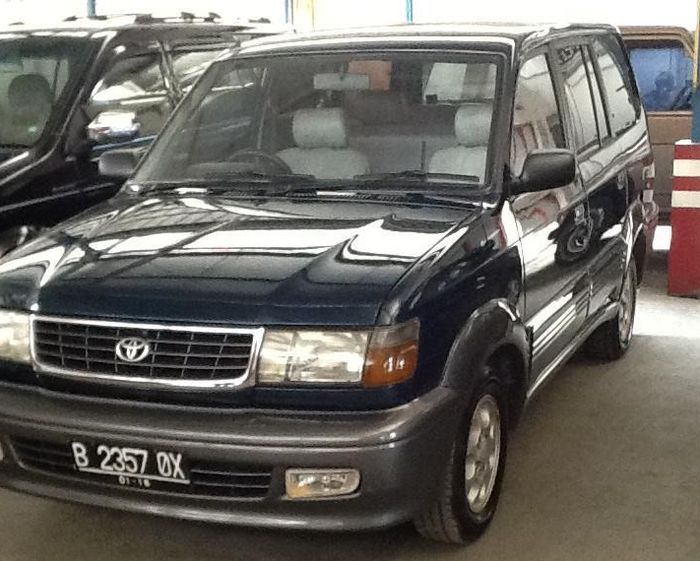 Toyota Kijang Krista 98 Modifikasi ALTO.  Saat masih dalam keadaan standar
