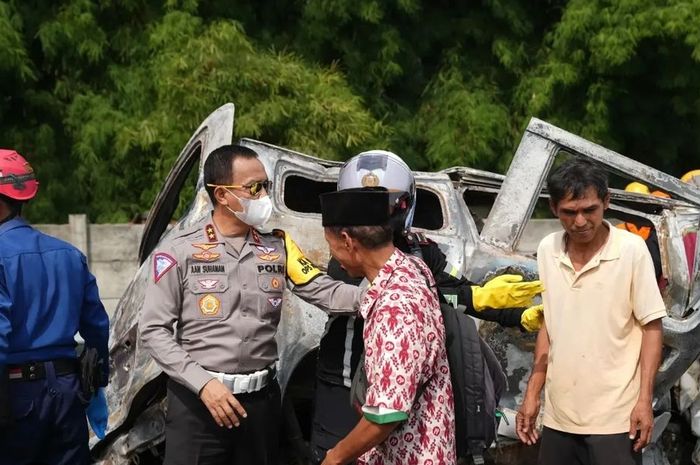 Kakorlantas Polri Irjen Pol Aan Suhanan pimpin kejadian laka Tol Japek KM 58