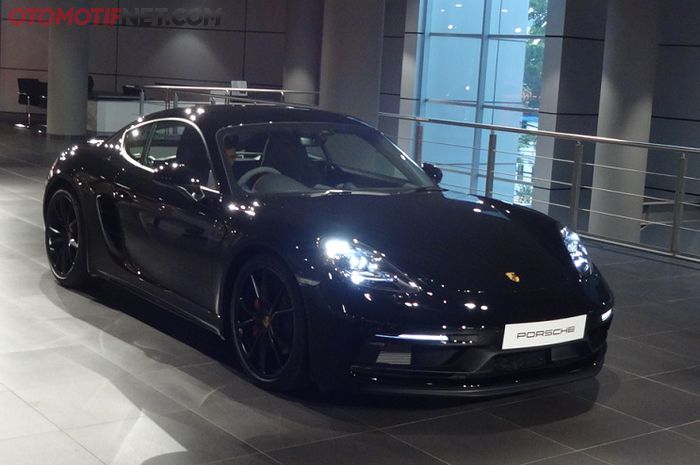First Impression Porsche Cayman Gts Kulit Joknya Lembut Membantu Saat Kecelakaan Gridoto Com