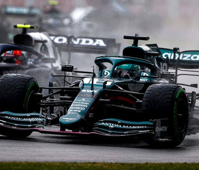 Lace Stroll kena penalti lima detik di F1 Emilia Romagna 2021, dari finish di urutan tujuh turun ke posisi delapan