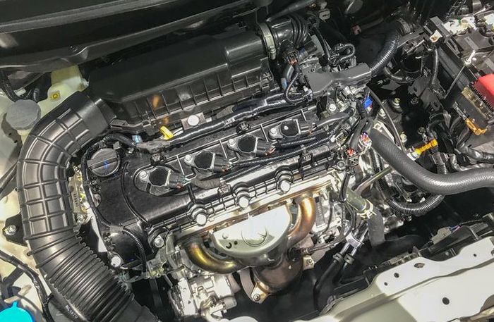 Ilustrasi. Mesin K15B yang digunakan pada Suzuki All New Ertiga dengan penggerak roda depan (FWD).