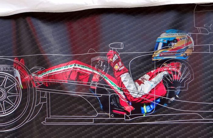 Ilustrasi posisi pembalap F1 di kokpit mobil