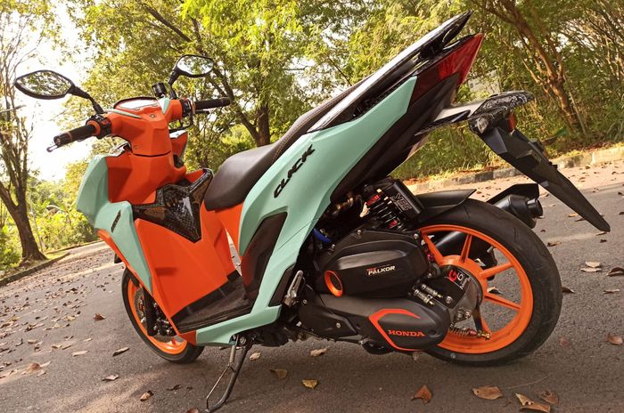 Sokbreker belakang Honda Vario 150 pakai YSS G-Sport dan bak CVT plus Hugger Honda Air Blade