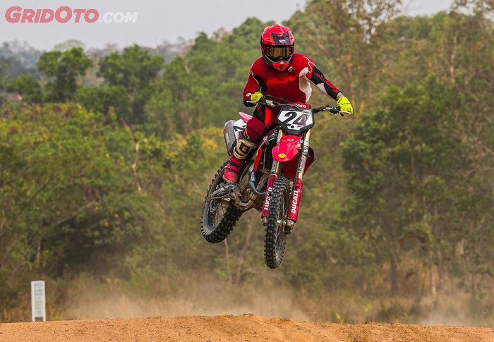 Motor Ducati milik Ducati MX Team Indonesia saat digunakan test rider Ducati Motor Thailand, Vincenzo Polce