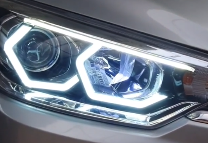 Lampu LED hexagonal ala BMW pada Suzuki Ertiga