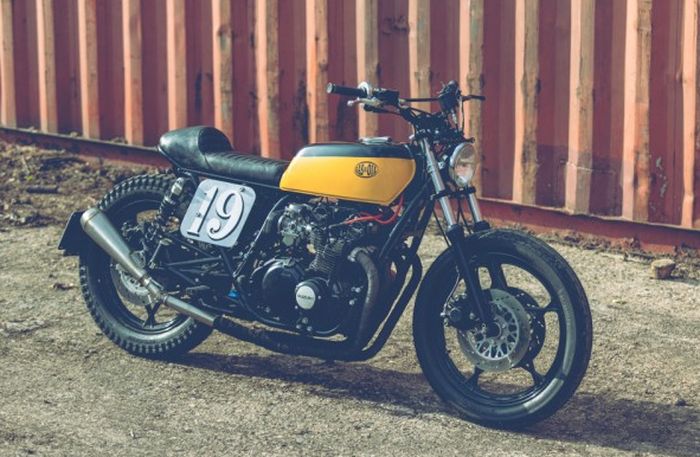 Suzuki GS550 Katana street tracker