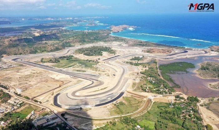 Potret udara proyek pembangunan Sirkuit Mandalika.