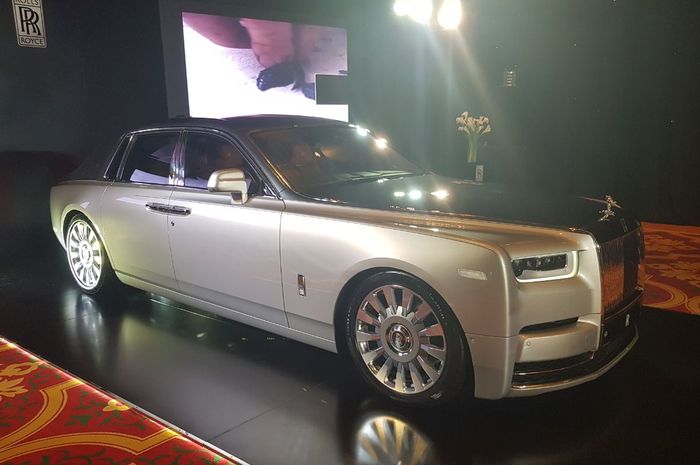 Rolls-Royce Phantom VIII