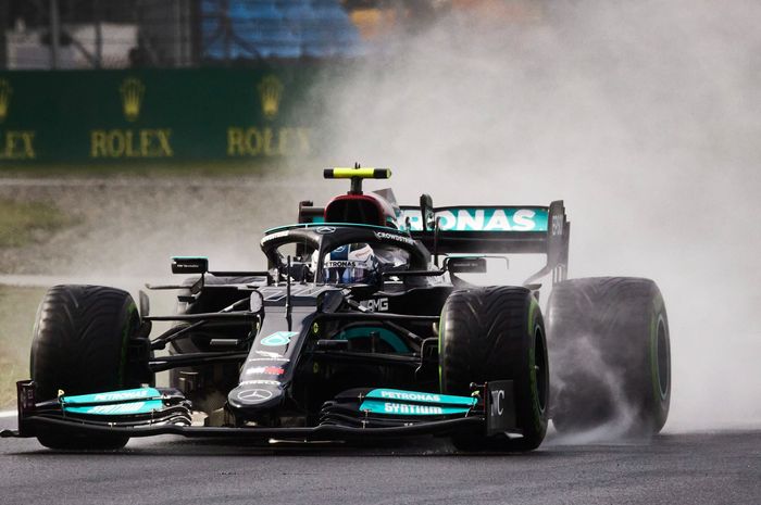 Tampil sempurna di kondisi lintasan basah, Valtteri Bottas meraih kemenangan pada balapan F1 Turki 2021