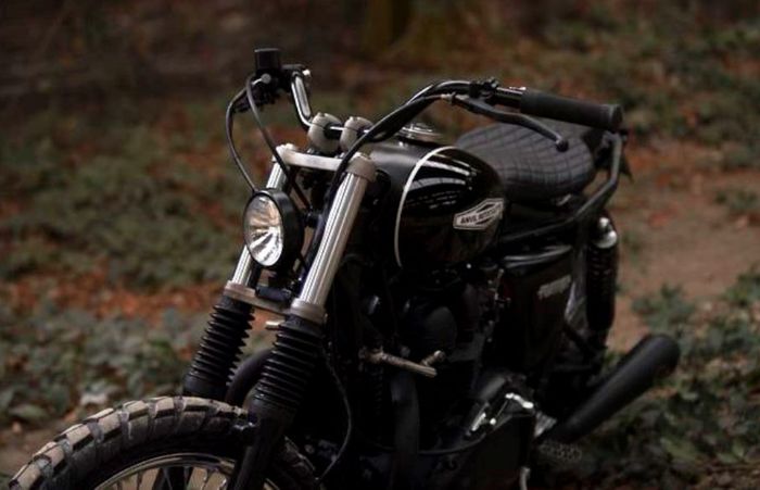 Setag lebar dan bersih sebagai ciri khas tracker klasik