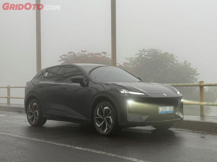 Changan Deepal SO7 tampil sebagai SUV sporti