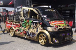 Pikap Daihatsu Luxio Tampil Cerah Berbodi Batik Arjuna Apalagi