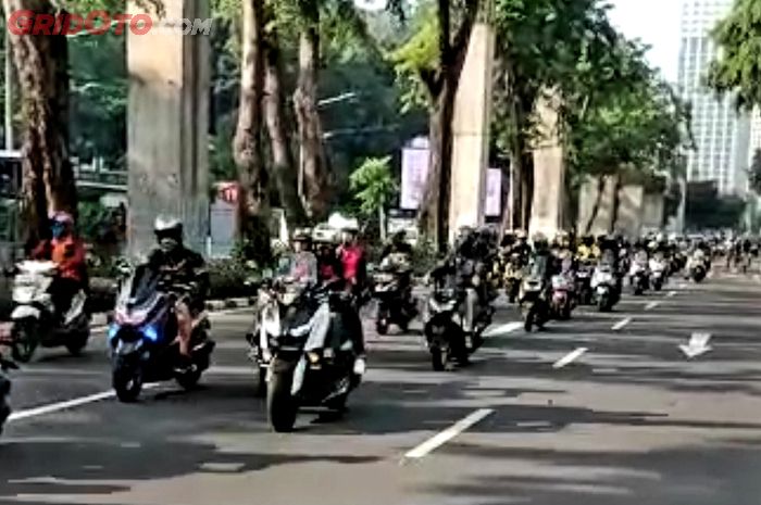 DKI Jakarta sempat dihebohkan dengan raturan motor yang melakukan riding bersama pada hari Minggu, (14/6/2020).