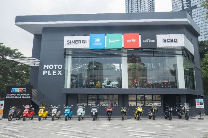 Dealer Piaggio Indonesia di SCBD, Jakarta Selatan.