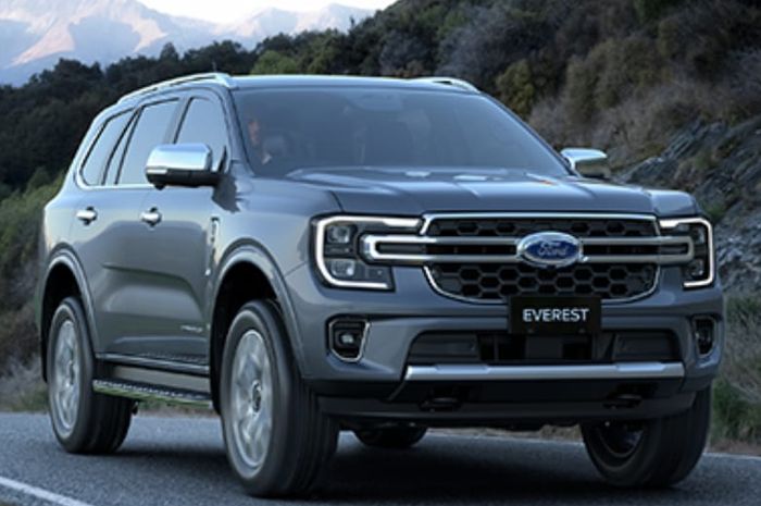 Ford Everest Titanium Next Gen hadir dengan banyak fitur keselamatan